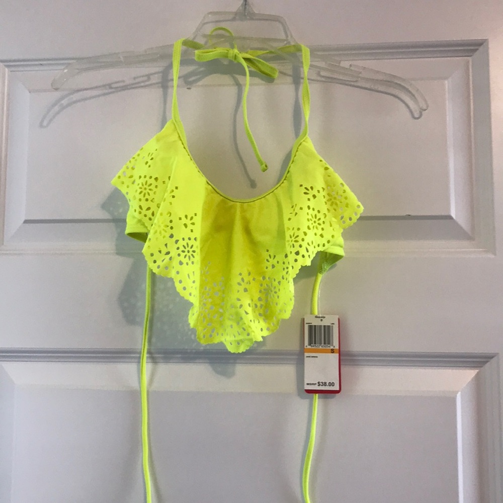 NWT yellow ruffle bikini top